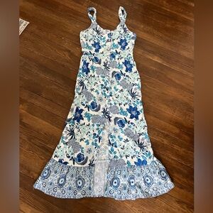 Floral Midi Dress with Blue and White Pattern